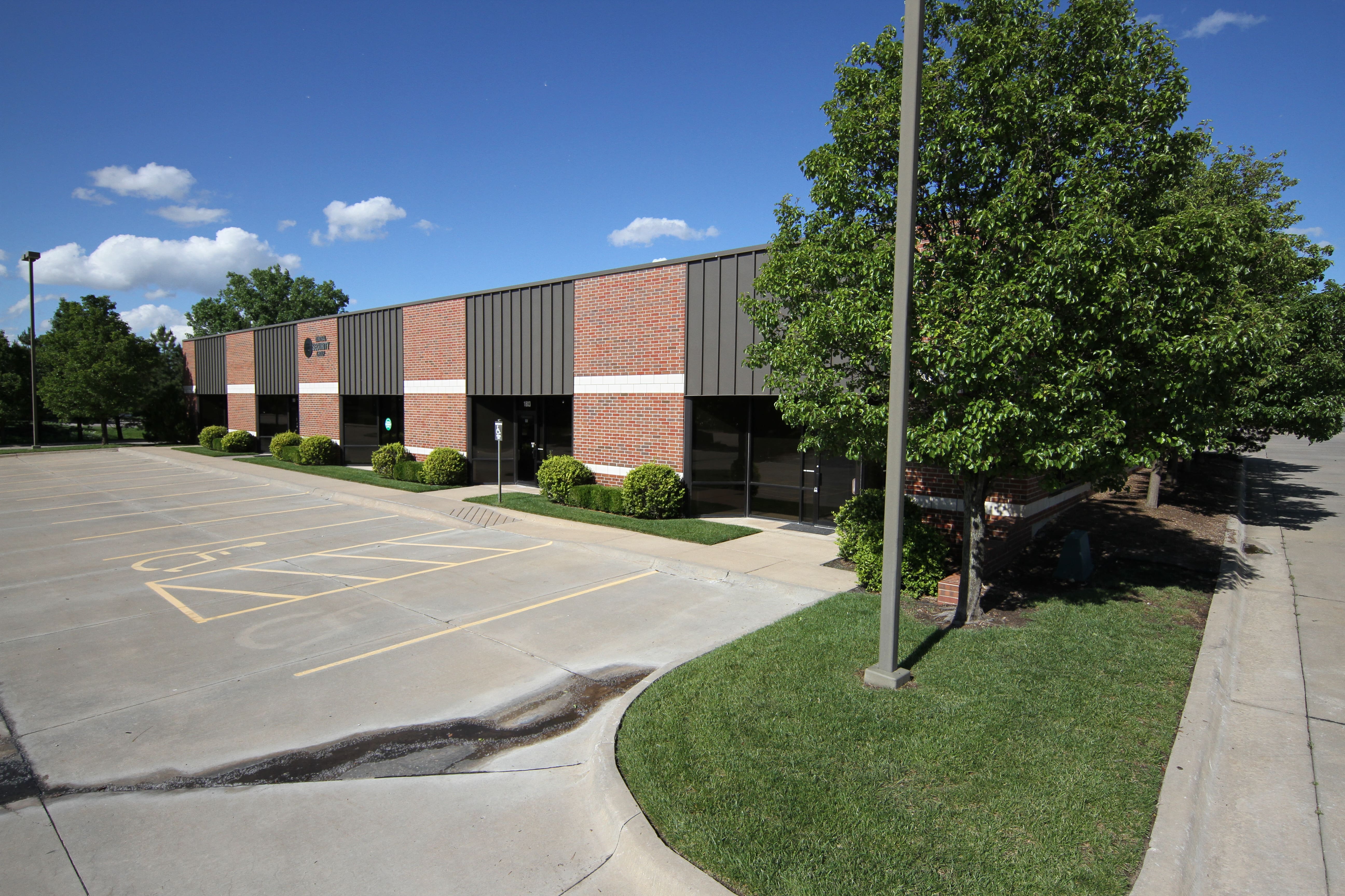 Northrock Business Park, Suite 1807