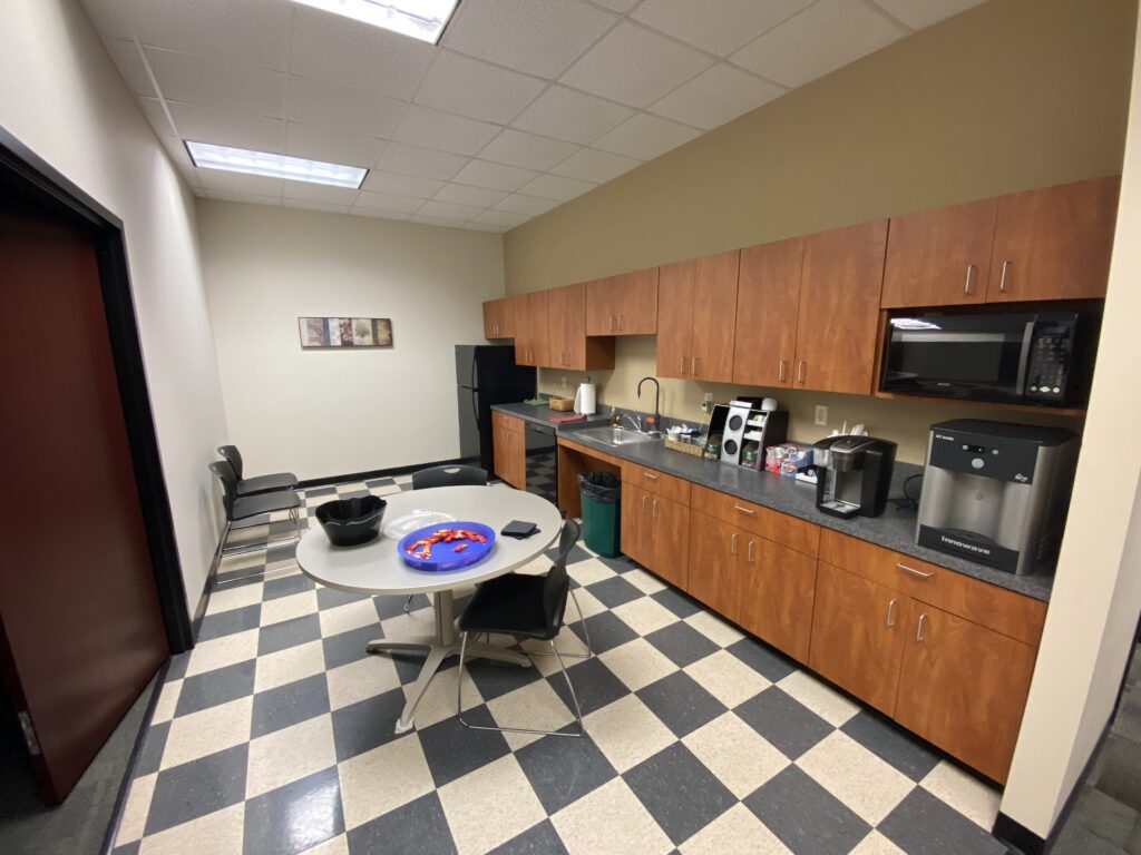 office/warehouse space at northrock business park in suite 1307