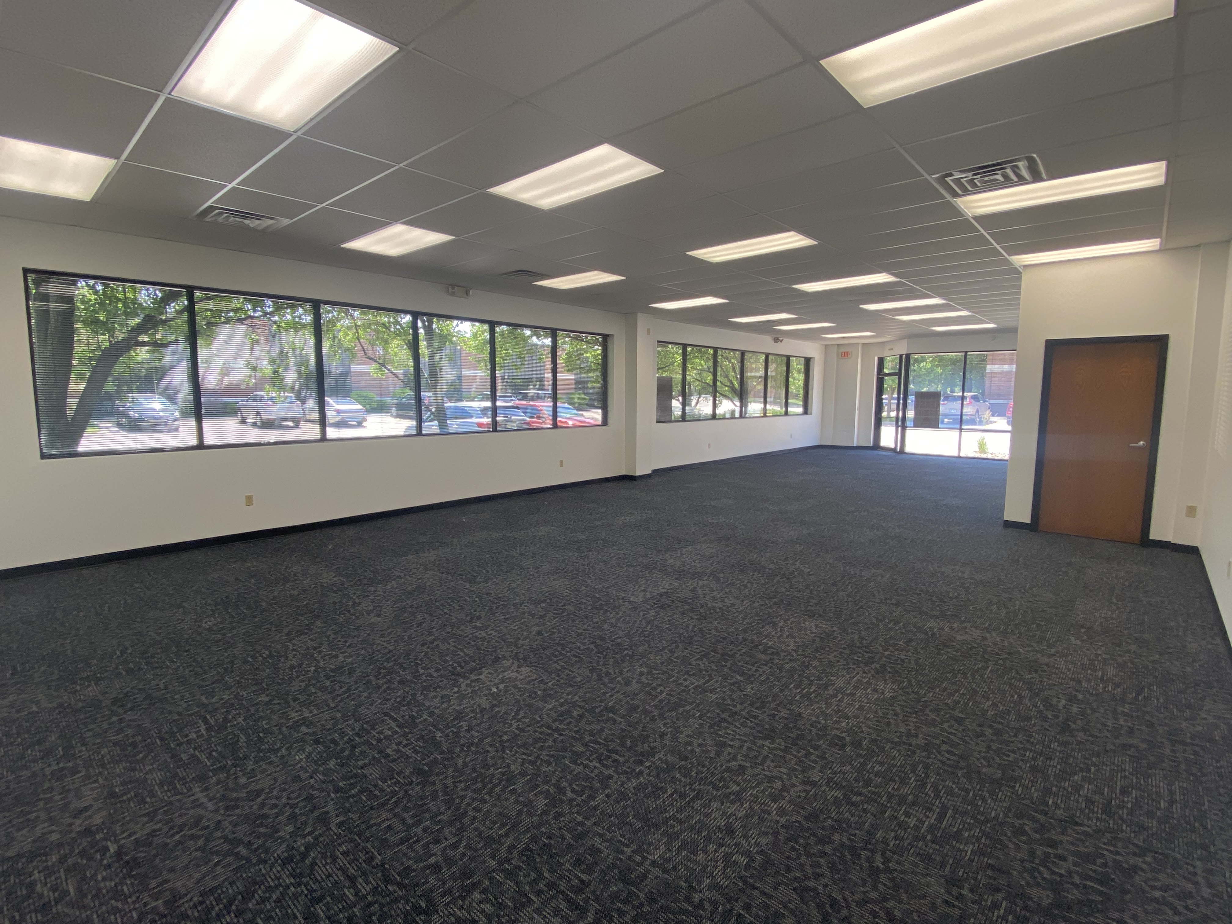 Northrock Business Park, Suite 1401